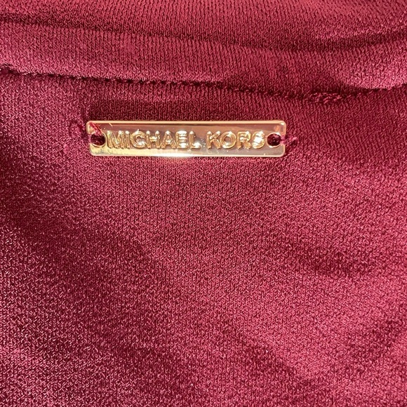 Michael by Michael Kors burgundy with sequin short sleeves top sz M - Picture 3 of 7